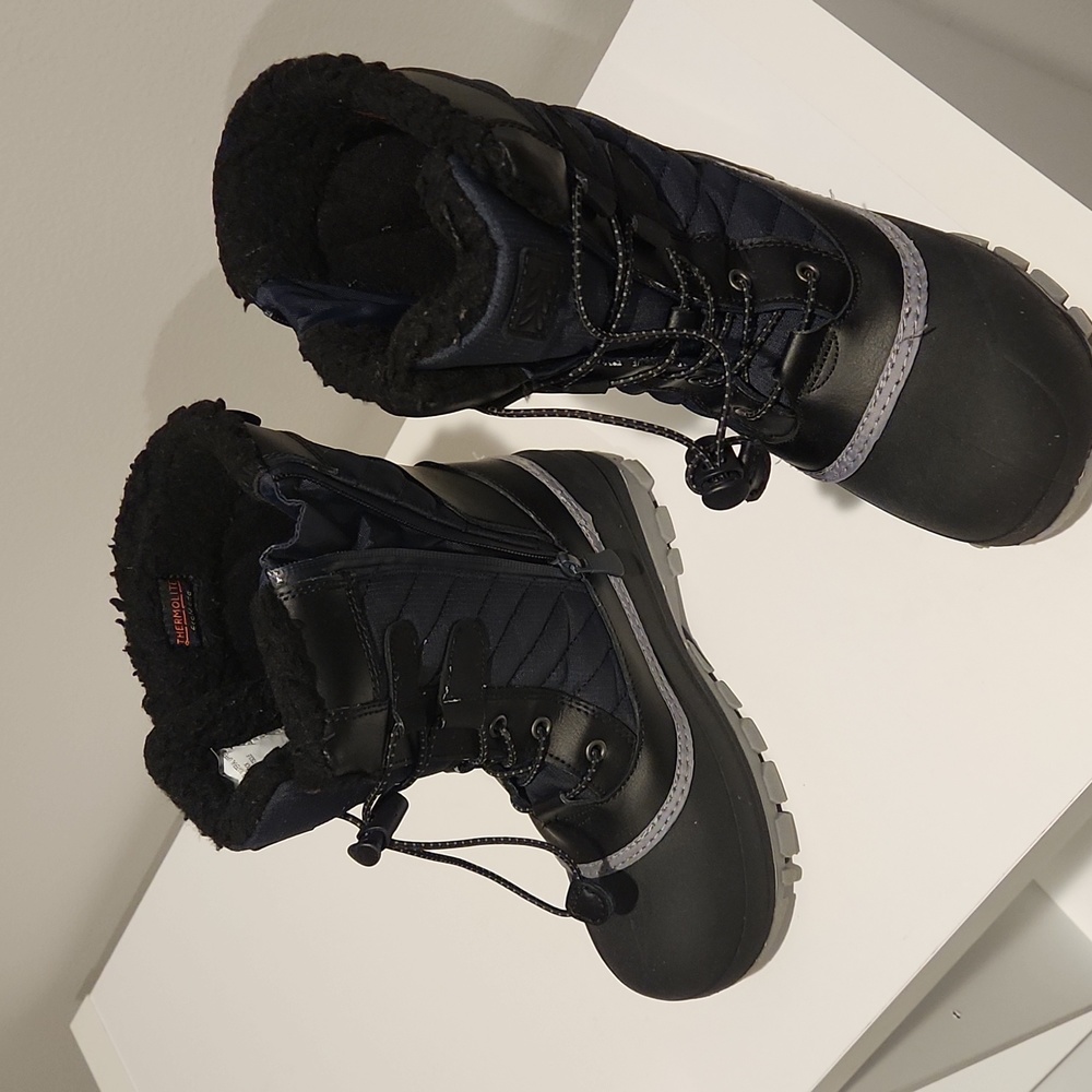 Snow boots boys